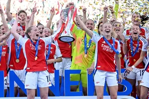 Nữ Arsenal vs Nữ Barcelona 1-0: Beth Mead kiến tạo, Blackstenius dứt điểm chéo góc, Arsenal trở thành đội bóng Anh duy nhất từng vô địch Champions League nữ 2 lần