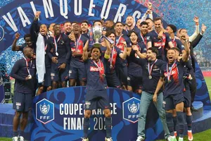 PSG vs Reims 3-0: Barcola xuất thần cú đúp trong 3 phút, Hakimi chốt hạ chiến thắng, thầy trò HLV Luis Enrique dễ dàng đăng quang Coupe de France 2025