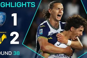 Empoli vs Verona 1-2: Suat Serdar vuốt bóng má ngoài mở bàn điệu nghệ ngay phút thứ 4, Jacopo Fazzini gỡ hòa, Domagoj Bradaric đánh đầu chốt hạ trận thắng cuối cùng Serie A 2024/25 