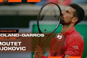 Novak Djokovic vs Corentin Moutet 6-3, 6-2, 7-6 (7-1): Chật vật hạ Moutet sau 3 giờ 6 phút, Djokovic đối đầu Filip Misolic ở vòng 3 Roland Garros 2025