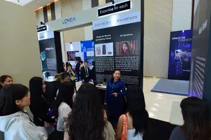 L'Oréal giời thiệu những thiết bị công nghệ định hình tương lai ngành làm đẹp 