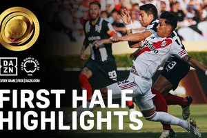 River Plate vs Monterrey 0-0: Dù nỗ lực nhưng Mastantuono không thắng được thủ môn của Monterrey, Castano nhận thẻ đỏ, chia điểm tiếc nuối 