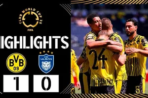 Borussia Dortmund vs Ulsan Hyundai 1-0: Bellingham kiến tạo, Svensson ghi bàn duy nhất, Dortmund gặp Monterrey ở vòng knock-out FIFA Club World Cup
