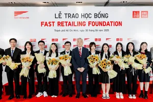 Fast Retailing trao học bổng năm thứ 3 liên tiếp tặng học sinh Việt Nam 