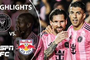 New York Red Bulls vs Inter Miami 1-5: Alexander Hack khai bàn nhưng Alba lập tức gỡ hòa, Segovia vs Messi đua tài ghi cú đúp, chiến thắng 5 sao