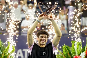 Karen Khachanov vs Ben Shelton 7-6(4), 4-6, (3)6-7: Kịch tính ngược dòng, Ben Shelton hạ Khachanov, đăng quang Canadian Open 2025, danh hiệu ATP thứ 3 trong sự nghiệp