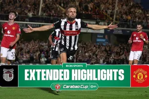 Grimsby Town vs Man United 2-2 (pen 12-11): Matheus Cunha, Bryan Mbeumo hỏng penalty, MU của HLV Amorim bị loại khỏi League Cup bởi đội bóng đang đá hạng tư