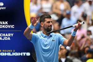 Novak Djokovic vs Zachary Svajda 6(5)-7, 6-3, 6-3, 6-1: Svajda không thắng nổi huyền thoại Djokovic, Nole tiến bước vòng 3 US Open gặp Cameron Norrie