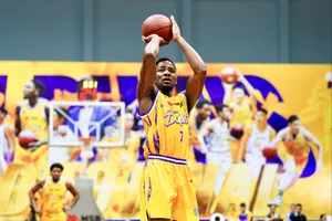 Nha Trang Dolphins vs Cantho Catfish 105-93: Mykal Jenkins nhận danh hiệu Player of the Game, Nha Trang Dolphin gặp Hanoi Buffaloes ở chuỗi chung kết VBA