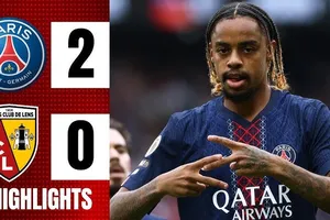 PSG vs Lens 2-0: Vitinha tỏa sáng cú đúp kiến tạo, Barcola xuất thần cú đúp bàn thắng, thầy trò HLV Luis Enrique thị uy sức mạnh, toàn thắng 4 trận