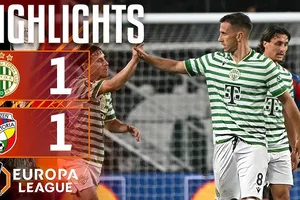 Ferencvaros vs Plzen 1-1: Rafiu Durosinmi mở bàn, Cebrail Makreckis nhận thẻ đỏ, Aleksandar Pesic kịp gỡ hòa cứu thua phút bù giờ 90'+4