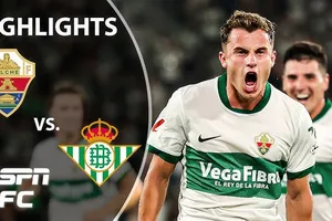 Osasuna vs Elche 1-1: Victor Munoz vẽ siêu phẩm cầu vồng phút thứ 10, Adria Pedrosa chớp thời cơ kịp cứu thua phút bù giờ