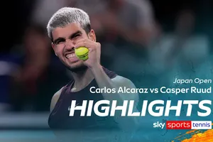 Carlos Alcaraz vs Casper Ruud 3-6, 6-3, 6-4: Alcaraz ngược dòng thắng Ruud, quyết đấu Taylor Fritz ở chung kết Japan Open 2025