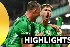 Bắc Ireland vs Slovakia 2-0: Patrik Hrosovsky bất ngờ phản lưới nhà ngay phút 18, Trai Hume ấn định chiến thắng thuyết phục