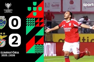 Chaves vs Benfica 0-2: Pavlidis xuất thần cú đúp, HLV Jose Mourinho có chiến thắng dễ dàng với đội chiếu dưới Chaves 