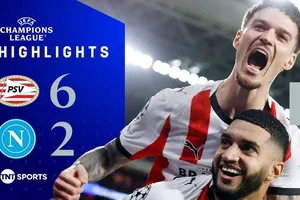 PSV vs Napoli 6-2: McTominay ghi cú đúp, Kevin De Bruyne ngậm đắng, nhìn Buongiorno phản lưới nhà, Saibari, Dennis Man, Pepi, Driouech có chiến thắng khó tin
