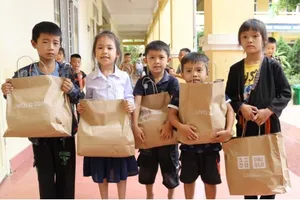 Từ 2021, chương trình RE.UNIQLO đã trao tặng hơn 49.000 sản phẩm quần áo 