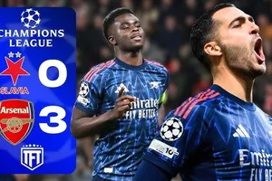 Slavia Prague vs Arsenal 0-3: Saka mở tỷ số trên chấm penalty, Merino tỏa sáng cú đúp, Arsenal giành 12 điểm sau 4 trận vòng bảng Champions League