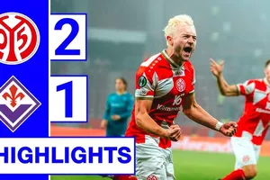 Mainz 05 vs Fiorentina 2-1: Simon Sohm mở bàn nhưng Benedict Hollerbach gỡ hòa, người hùng Lee Jae-sung tỏa sáng ấn định chiến thắng phút bù giờ