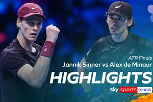 Jannik Sinner vs Alex De Minaur 7-5, 6-2: Mất 1 giờ 53 phút để hạ De Minaur, Sinner giành vé chung kết ATP Finals 2025, gặp Carlos Alcaraz hoặc Felix Auger-Aliassime