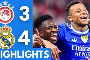 Olympiacos vs Real Madrid 3-4: Ngôi sao Mbappe lấp lánh cú poker nhờ Vinicius, Guler, Camavinga, còn Chiquinho, Taremi, El Kaabi lập công, Real thắng suýt sao