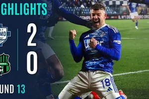 Como vs Sassuolo 2-0: Anastasios Douvikas chớp thời cơ mở bàn, Nico Paz dọn cỗ, Alberto Moreno đánh đầu cận thành chốt hạ 3 điểm