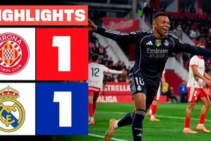 Girona vs Real Madrid 1-1: VAR ngăn Mbappe mở bàn, Ounahi dứt điểm cận thành, Mbappe cứu thua nhờ chấm penalty, Barca hơn Real đúng 1 điểm, dẫn đầu La Liga
