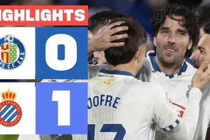 Getafe vs Espanyol 0-1: Edu Exposito kiến tạo từ phạt góc, Leandro Cabrera đánh đầu đẹp mắt giành gọn 3 điểm, củng cố tốp 5 La Liga