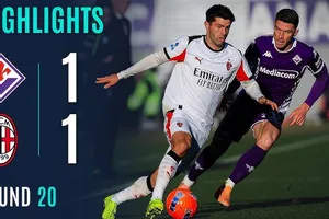 Fiorentina vs AC Milan 1-1: HLV Vanoli nhận thẻ đỏ, Comuzzo đánh đầu mở bàn, Nkunku cứu thua cho Milan