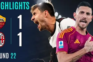 AS Roma vs AC Milan 1-1: Sao Luka Modric kiến tạo, De Winter đánh đầu mở bàn, Bartesaghi chạm tay, Pellegrini cứu thua Roma 