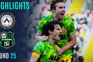 Udinese vs Sassuolo 1-2: Oumar Solet sớm mở tỷ số nhưng Armand Lauriente, Andrea Pinamonti tỏa sáng ngược dòng chiến thắng