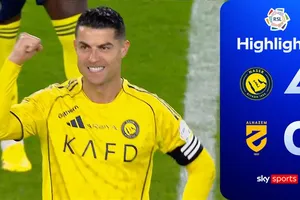 Al Nassr vs Al Hazem 4-0: Ngôi sao Ronaldo lấp lánh cú đúp bàn thắng, Coman, Angelo góp công chiến thắng thuyết phục