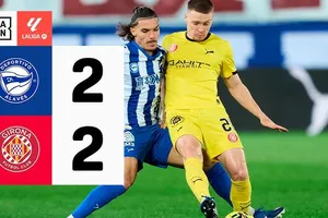 Alaves vs Girona 2-2: Vladyslav Vanat, Viktor Tsyhankov áp đảo nhưng Lucas Boye tỏa sáng cú đúp kịp cứu thua, chia điểm nghẹt thở