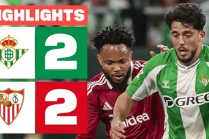 Real Betis vs Sevilla 2-2: Antony, Fidalgo sớm áp đảo dẫn trước tỷ số nhưng Alexis Sanchez, Romero ngược dòng chia điểm kịch tính