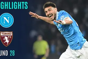 Napoli vs Torino 2-1: Alisson sớm tỏa sáng, Elmas nhân đôi tỷ số, Casadei lập công, Napoli còn thua AC Milan 1 điểm và Inter Milan 10 điểm 
