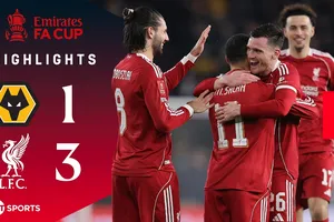 Wolves vs Liverpool 1-3: Hiệp 2 bùng nổ, Robertson, Salah, Jones đua tài phá lưới, Liverpool quyết chinh phục FA Cup 