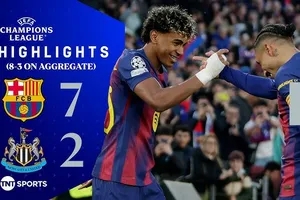 Barcelona vs Newcastle 7-2 (8-3): Dàn sao Raphinha, Bernal, Yamal, Fermin, Lewandowski đua tài, Barca tiếp Atletico Madrid ở tứ kết
