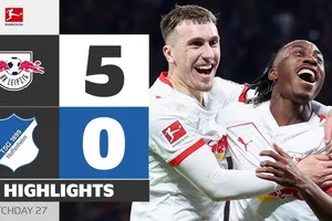 Leipzig vs Hoffenheim 5-0: Brajan Gruda, Christoph Baumgartner đua tài ghi cú đúp, Benjamin Henrichs góp công chiến thắng 5 sao