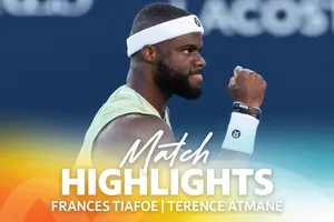 Terence Atmane vs Frances Tiafoe 4-6, 6-1, 4-6: Thắng Atmane, Tiafoe đối đầu hạt giống số 2 Jannik Sinner ở tứ kết Miami Open