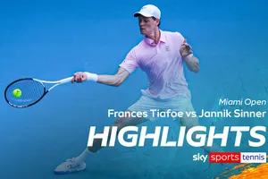 Frances Tiafoe vs Jannik Sinner 2-6, 2-6: Hạ Tiafoe sau 71 phút, Sinner chạm trán hạt giống số 3 Alexander Zverev ở bán kết Miami Open 2026