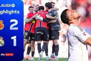 Mallorca vs Real Madrid 2-1: Morlanes mở tỷ số, Militao gỡ hòa, Muriqi bất ngờ hạ Real, Mbappe tịt ngòi, Real hụt hơi đua đầu bảng với Barca