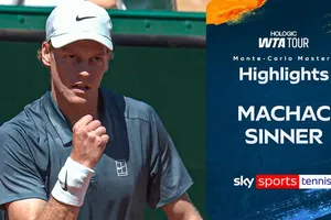 Tomas Machac vs Jannik Sinner 1-6, 7-6(3), 3-6: Chật vật hạ Machac sau 2 giờ 01 phút, Sinner đấu Felix Auger-Aliassime ở tứ kết Monte Carlo