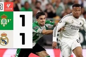 Real Betis vs Real Madrid 1-1: Vinicius chớp thời mở bàn nhưng Bellerin kịp tỏa sáng phút bù giờ, Mbappe tịt ngòi, Real chia điểm cay đắng