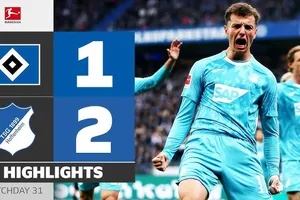 Hamburger vs Hoffenheim 1-2: Fisnik Asllani mở bàn, Robert Glatzel gỡ hòa trên chấm penalty, Tim Lemperle chốt hạ 3 điểm quý giá