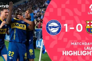 Alaves vs Barcelona 1-0: Antonio Blanco kiến tạo, Diabate ghi bàn duy nhất, bất ngờ hạ Barca, nhà vua La Liga ngậm ngùi nhận thất bại 