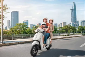 Dat Bike ERA: Xe điện gia đình dưới 30 triệu đồng “đủ cân đời thực”