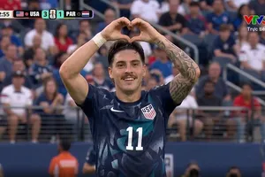 Sai lầm hàng thủ, Julio Enciso kiến tạo, Mauricio sút tung lưới thủ môn Matt Freese, rút ngắn tỷ số 1-3 cho Paraguay