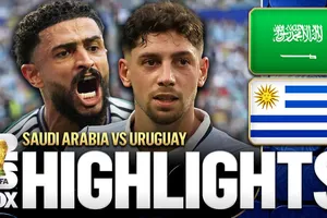 Saudi Arabia vs Uruguay 1-1: Al-Amri chớp thời cơ mở bàn, Araujo gỡ hòa, thủ thành Al-Owais xuất thần cản phá