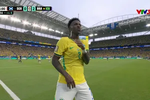 Vinicius Junior di chuyển thông minh và đánh đầu cận thành, dễ dàng nhân đôi cách biệt cho Brazil