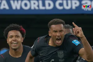 Sebastian Berhalter kiến tạo phạt góc, Auston Trusty dứt điểm sút chính xác mở tỷ số 1-0 